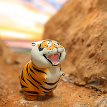 Load image into Gallery viewer, 52toys Bu2ma Panghu Tiger Can Be Anything series Blind box Toy figures
